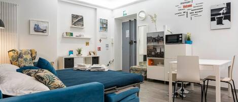 2 makuuhuonetta, silitysrauta/-lauta, vauvan matkasänky, ilmainen Wi-Fi