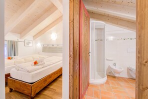 Familienapartment, Mehrere Schlafzimmer (Chalet Charmant) | Innenbereich