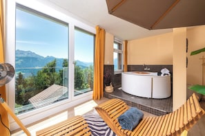 Suite, sauna (Massai Lodge) | Bañera de hidromasaje privada