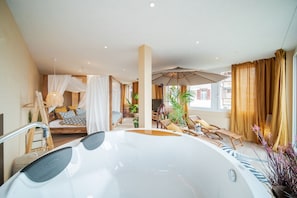 Sviitti, sauna (Massai Lodge) | 1 makuuhuone, ilmaiset minibaarituotteet, yksilöllisesti sisustettu
