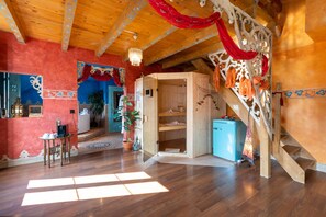 Suite, sauna (Maharadscha Palace) | 1 chambre, articles gratuits dans le mini-bar, décoration personnalisée