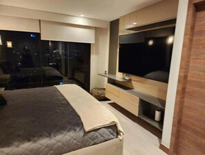 4 slaapkamers, een strijkplank/strijkijzer, wifi, beddengoed