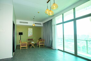 Luxury Suite | Premium bedding, in-room safe, individually furnished, desk - CITY POINT HOTEL (Manama)