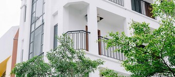 Cat Ba Green Pearl Hotel