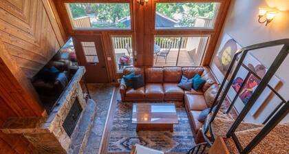 Mountain side condo with AC, premier location and year round amenities