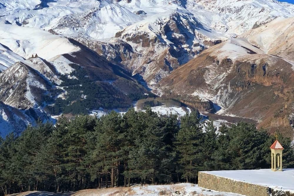 Hotel Axien Kazbegi
