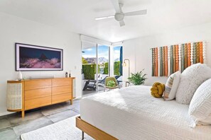 3 chambres, bureau, fer et planche à repasser, lit parapluie