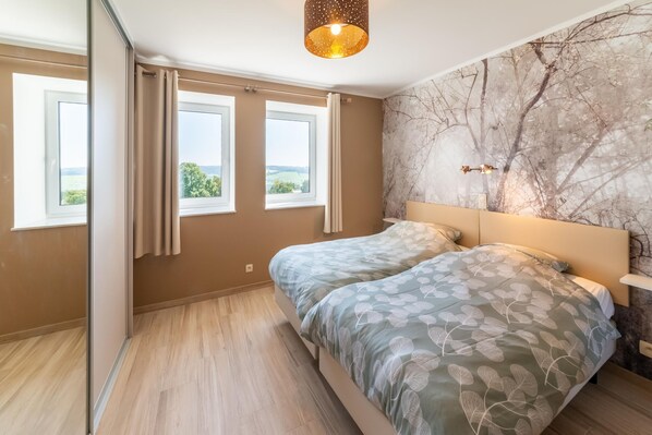 4 chambres, lit de bébé portatif, accès au Wi-Fi (inclus)