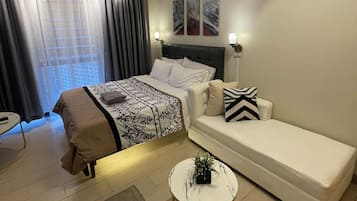 1 bedroom, WiFi, bed sheets