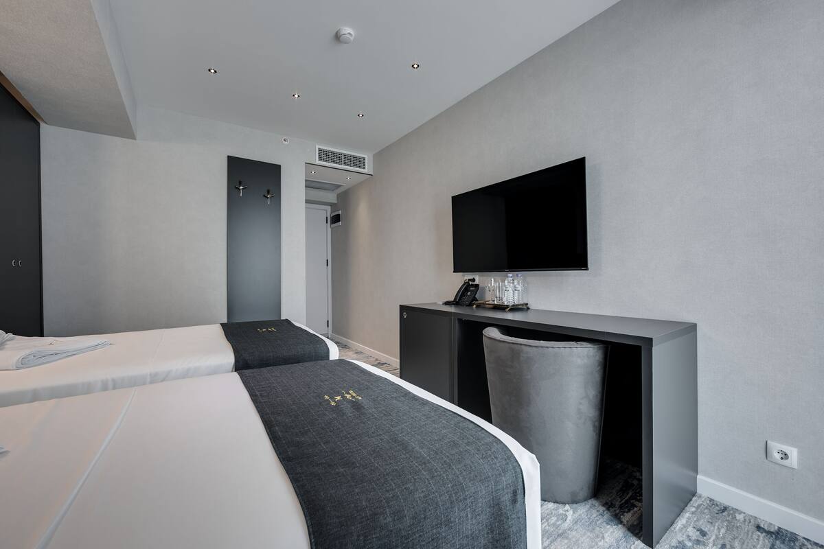 Minibar, desk, laptop workspace, soundproofing