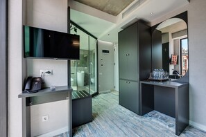 Habitación doble Elite | Minibar, escritorio, espacio para trabajar con laptop y insonorización