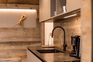 Interior - Holiday Apartment 'Obergasserhof Gipfelstürmer' with Mountain View, Shared Garden & Wi-Fi (St. Lorenzen)