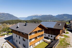 Exterior - Apartment 'Obergasserhof Gipfelstürmer' with Mountain View, Shared Garden and Wi-Fi (St. Lorenzen)