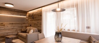 Holiday Apartment 'Obergasserhof Hüttengaudi' with Mountain View, Shared Garden & Wi-Fi