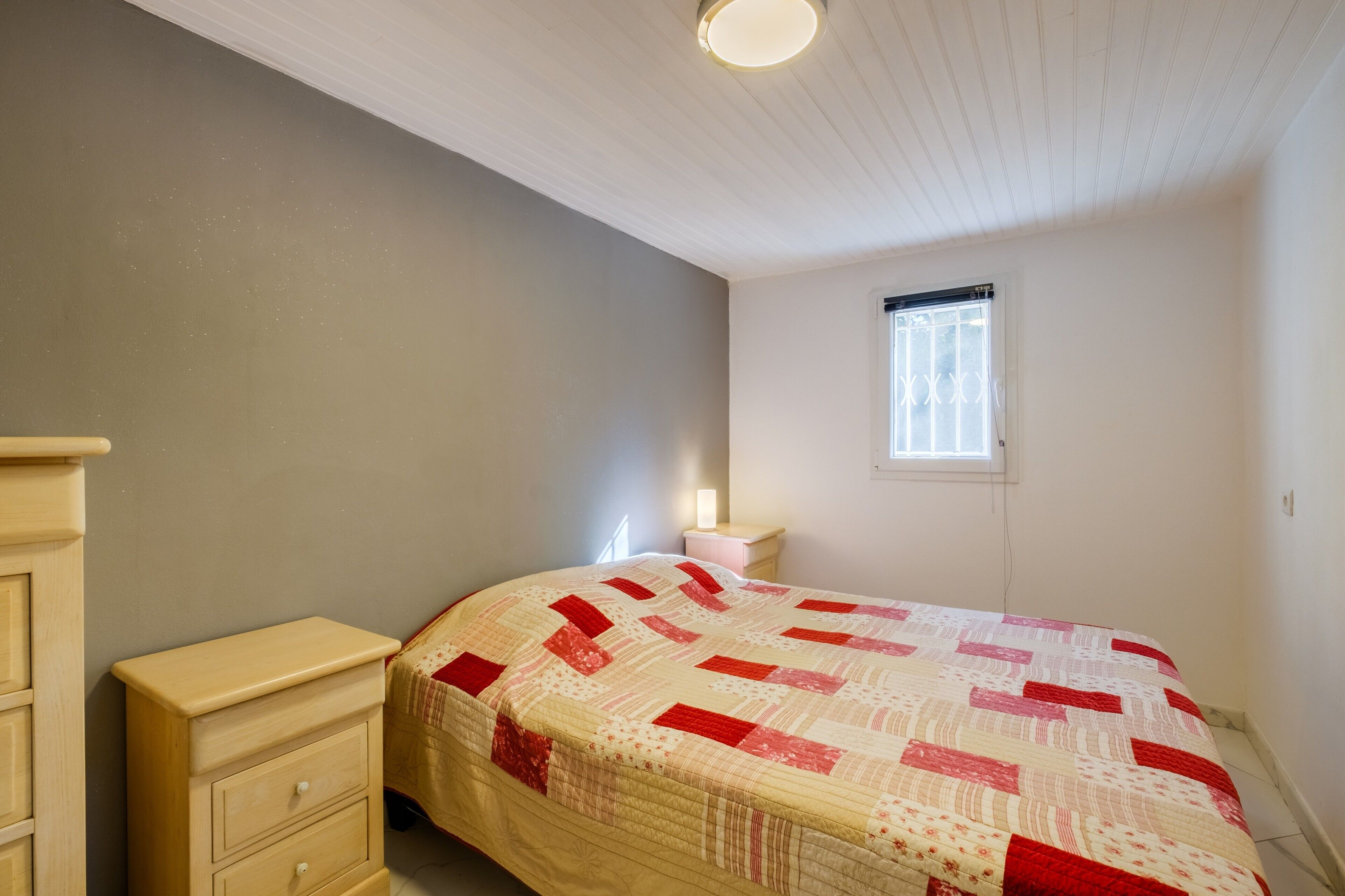 1 camera, Wi-Fi gratuito, lenzuola