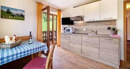 Apartment 'Fichtenhof Enzian' with Mountain View, Shared Garden and Wi-Fi