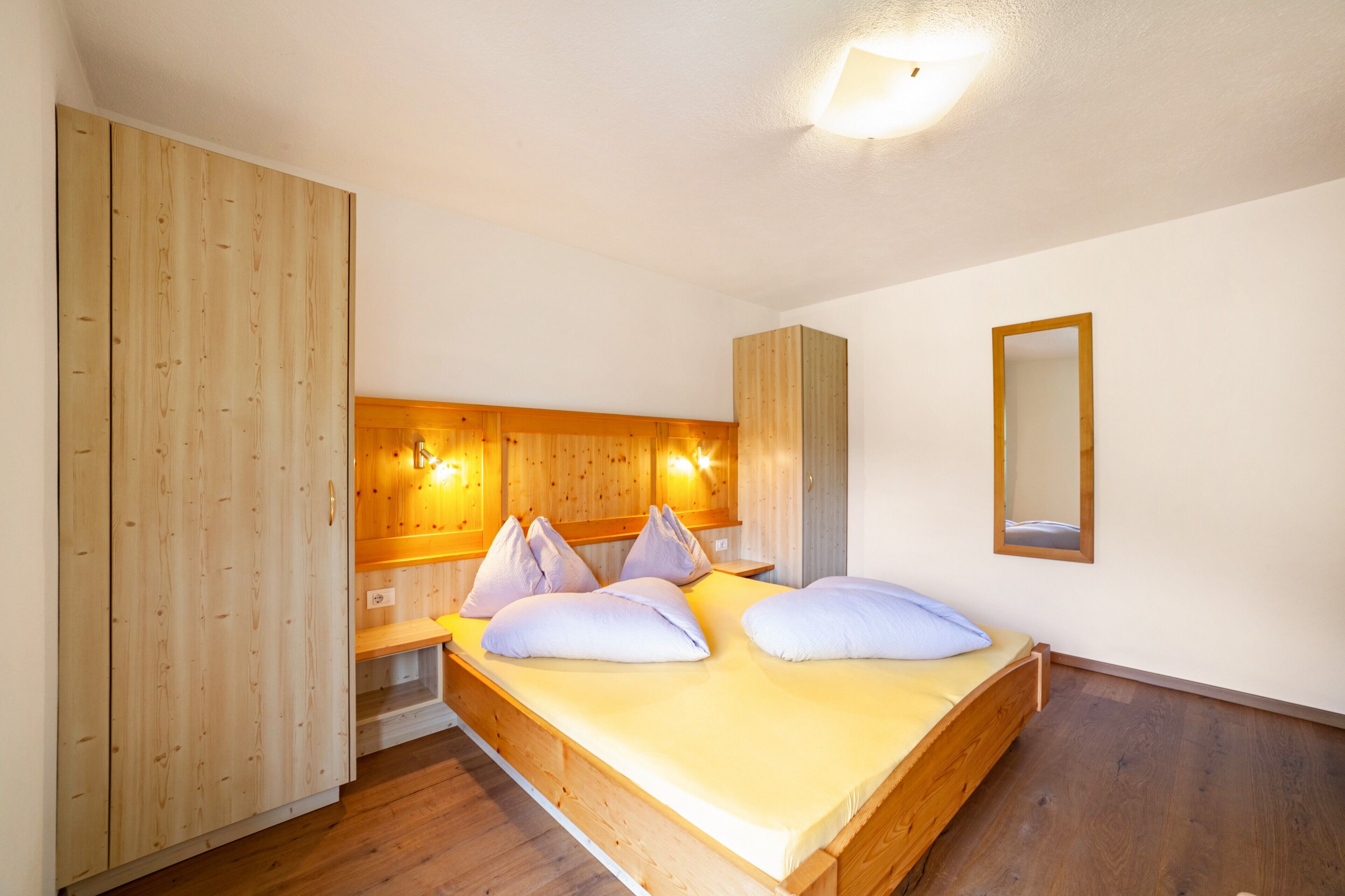 2 habitaciones, wifi gratis y ropa de cama 