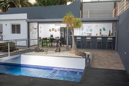 Piscina. Casa de vacaciones "Villa Candelaria Serendipia Del Sur" con piscina privada