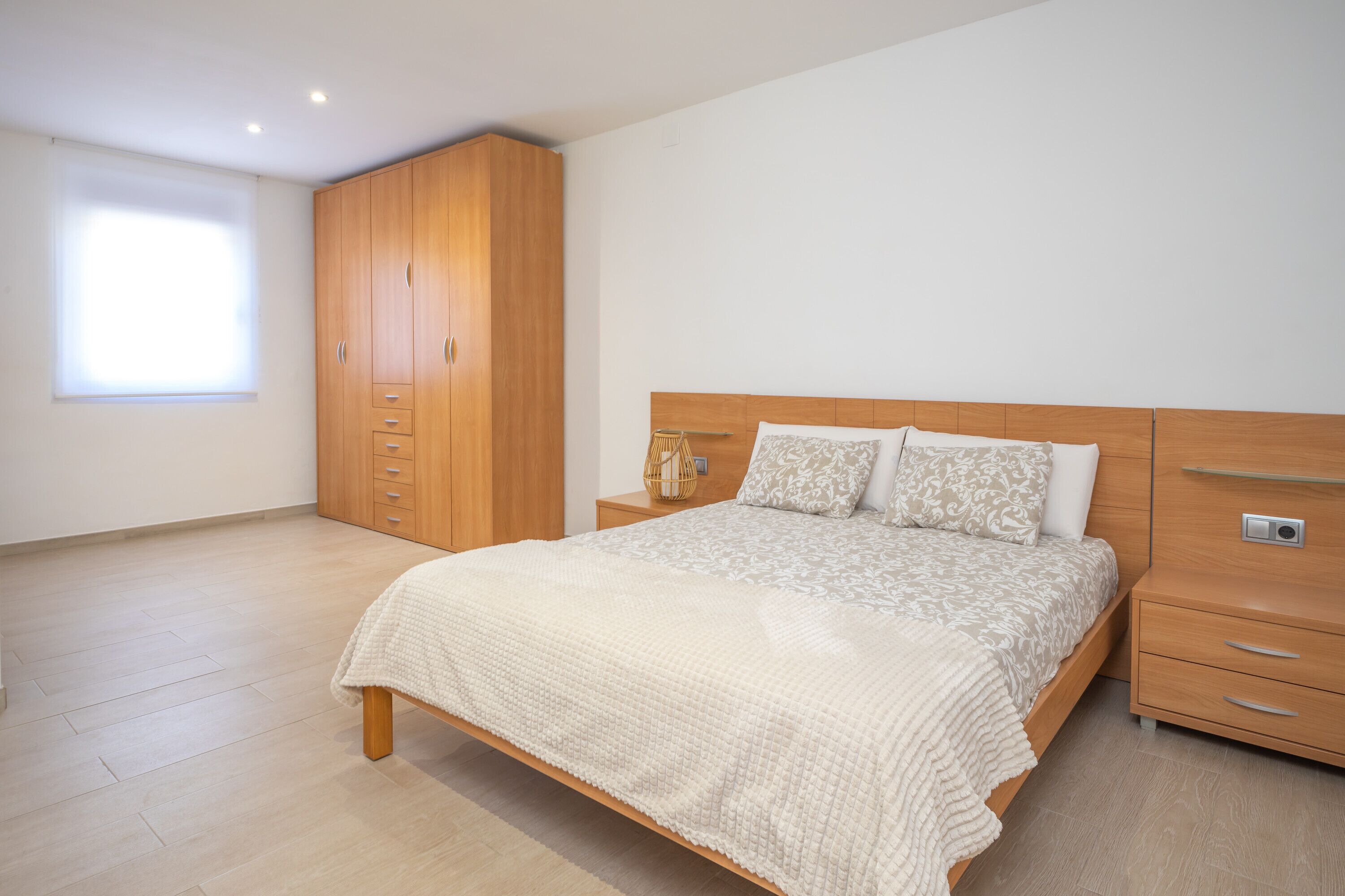 4 camere, Wi-Fi gratuito, lenzuola