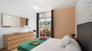 1 dormitorio, tabla de planchar con plancha, wifi gratis y ropa de cama