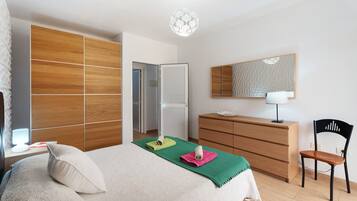 1 chambre, fer et planche Ă repasser, Wi-Fi gratuit, draps fournis