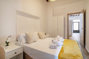 2 dormitorios, wifi gratis, ropa de cama