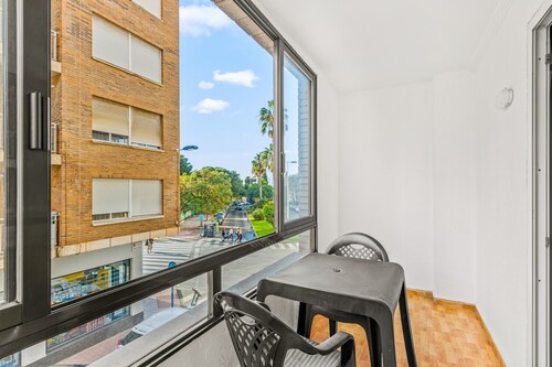 Unique Hotel Apartment 1-2 with Balcony, Wi-Fi and Air Conditioning