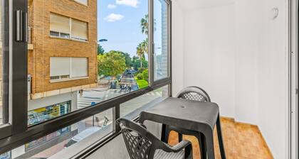 Unique Hotel Apartment 1-2 with Balcony, Wi-Fi and Air Conditioning