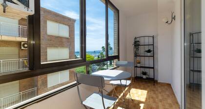 Apartment in A Hotel 'Unique Apartahotel 2-3' with Sea View, Wi-Fi and Air Conditioning