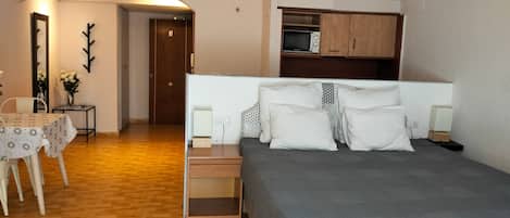 1 chambre, accĂšs au Wi-Fi (inclus), literie fournie