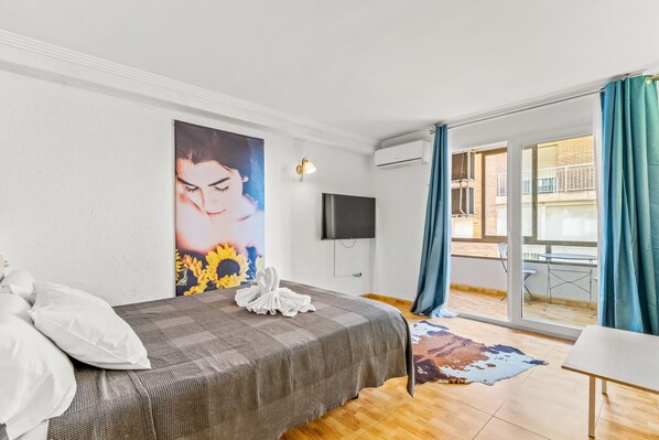 1 chambre, Wi-Fi gratuit, draps fournis