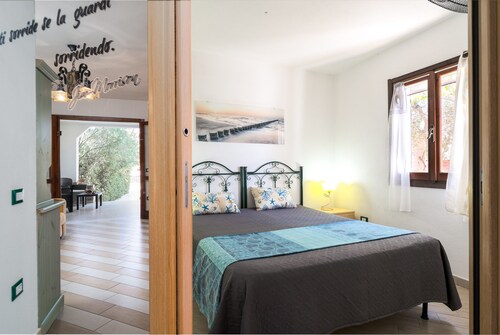 Holiday Home 'Al Mare Da Pépé' Near the Beach with Terrace, Garden and Air Conditioning