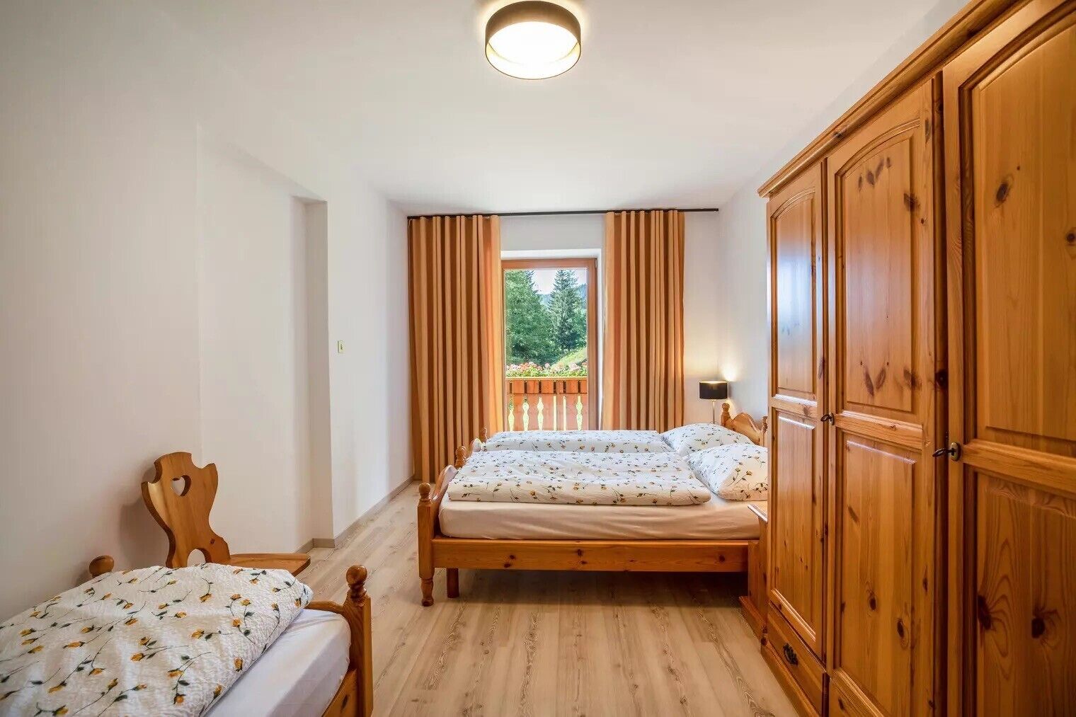 3 chambres, Wi-Fi gratuit, draps fournis