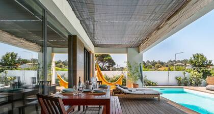 Vacation home 'Casa Praia Do Meco' with private pool, private terrace and WLAN