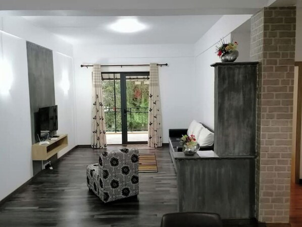Living area - Bobato Appartement B (Curepipe)