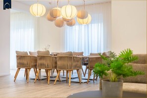 Dining - Modern vacation apartment on the Szczecin Lagoon with sauna & view of the countryside (Zirchow)