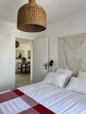3 chambres, fer et planche à repasser, accès au Wi-Fi (inclus)
