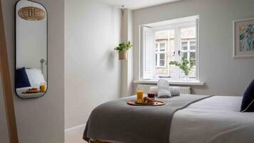 2 bedrooms, iron/ironing board, travel crib, WiFi