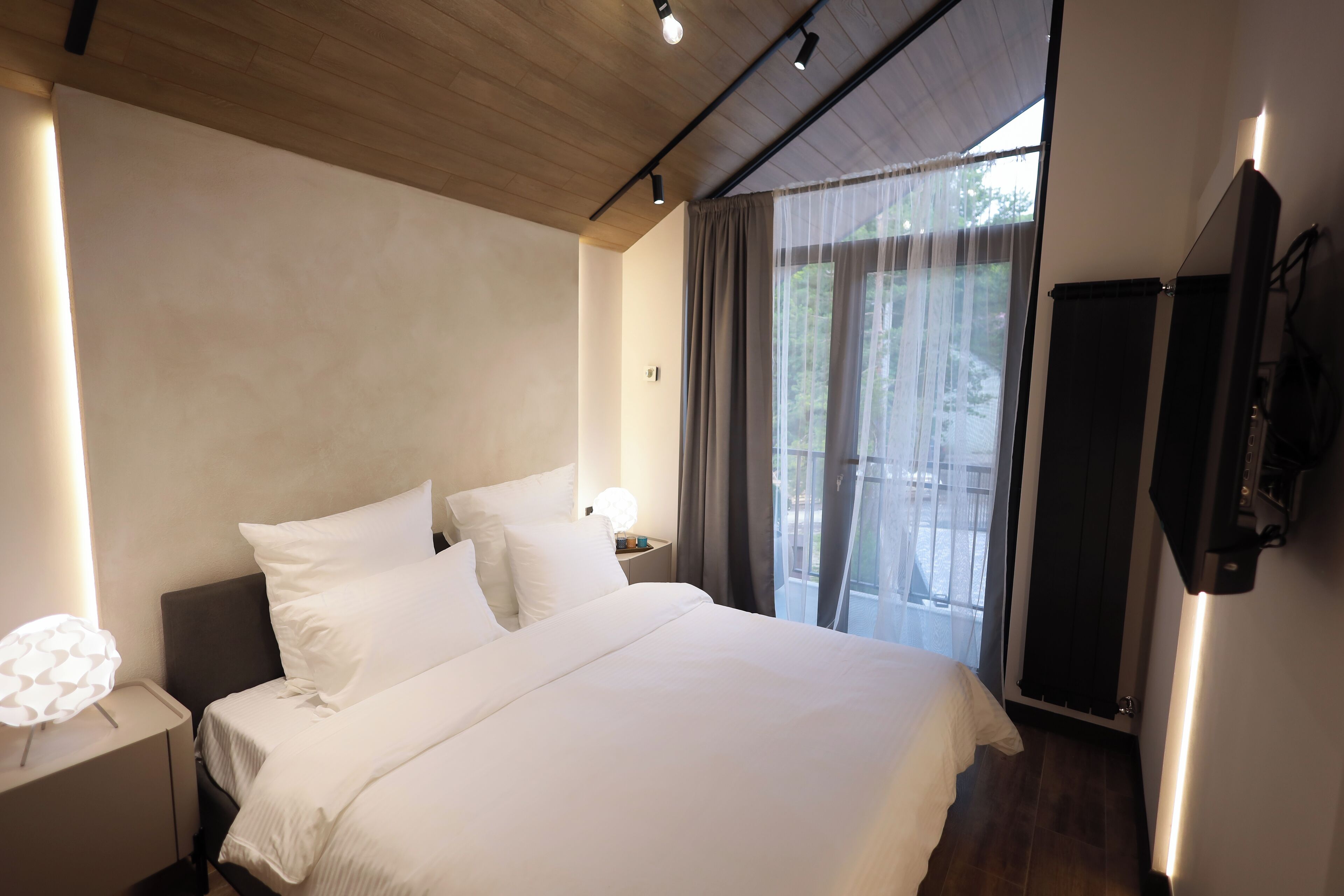 Deluxe Cottage | Individually decorated, soundproofing, free WiFi, bed sheets