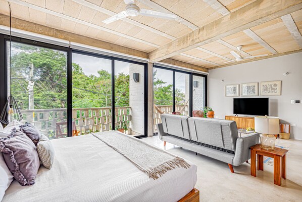 1 bedroom, iron/ironing board, WiFi, bed sheets - Stylish - Large Loft With Pool (Cancún)