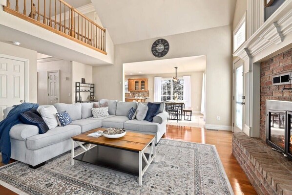 TV, fireplace, offices