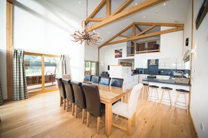 Fridge, dishwasher, electric kettle, toaster