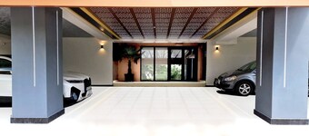 Fusion Tower Apart Hotel