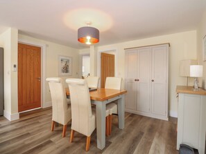 Dining - Tawny's Roost (King's Lynn)