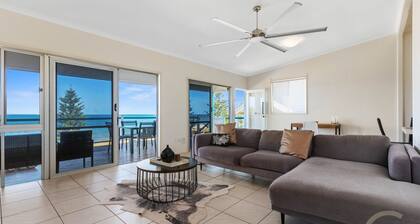 "Kitesurfer" - Scarborough Q 4020