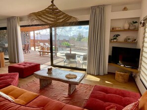 TV connectée, cheminée