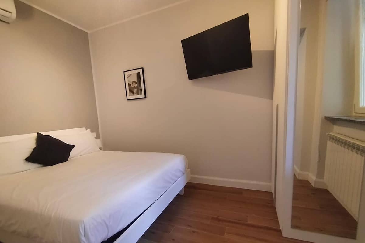 Estudio City, 1 cama doble con sofá cama, no fumadores | 1 dormitorio, ropa de cama de alta calidad, edredones de plumas