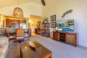 Smart TV - Top Floor Wailea Condo with Ocean Views and Dual Suites Grand Champions 40 (Kihei)