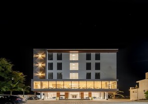 Exterior - Hotel Bafna Lawn (Kanker)