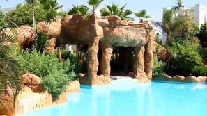 Apartment | Pool | Outdoor pool